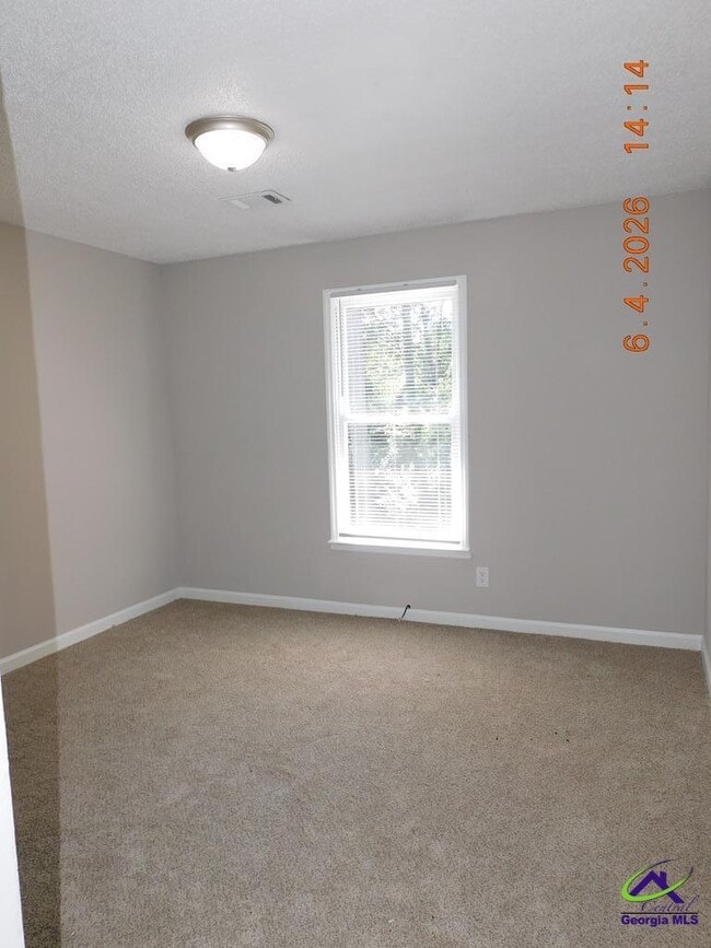 Building Photo - 1215 Macon Rd