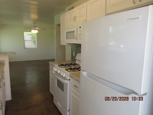 Building Photo - 223 W Turney Ave