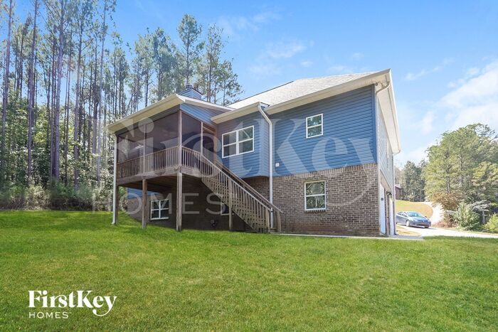 Building Photo - 165 Whispering Way