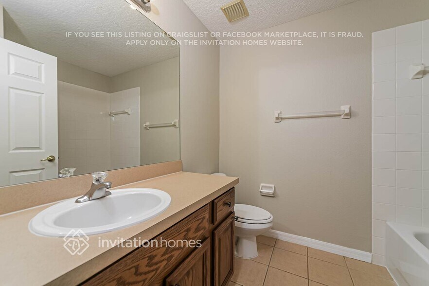 Building Photo - 4631 Cumbrian Lakes Dr