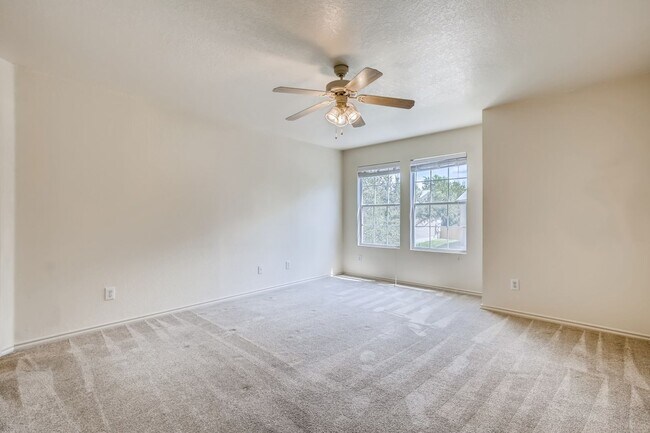 Building Photo - Lawn Care Included! $250.00 Off your 1st Full Months rent!