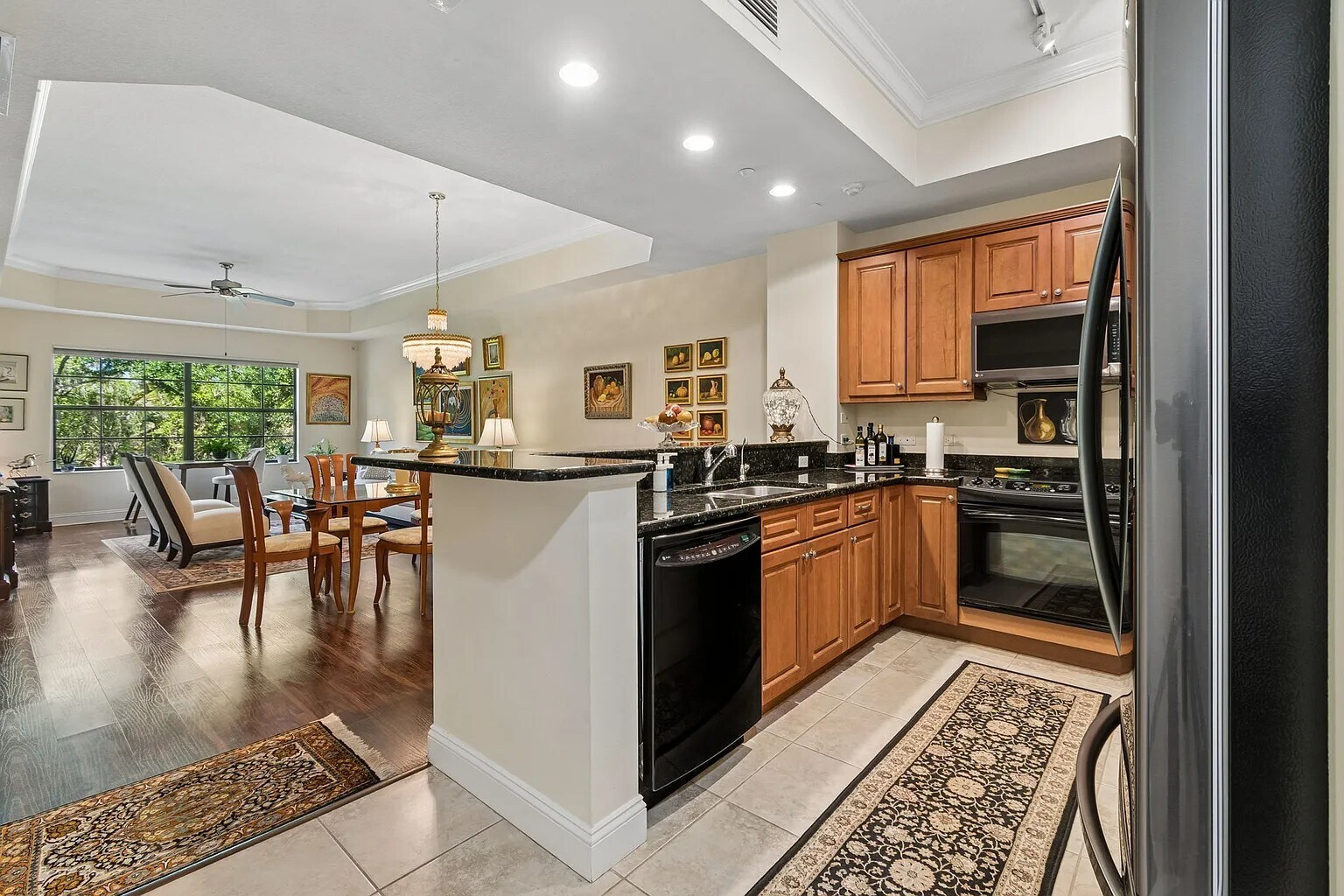 Building Photo - 7702 Lake Vista Ct