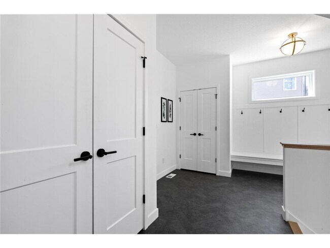Building Photo - 17949 Hidden Creek Trl