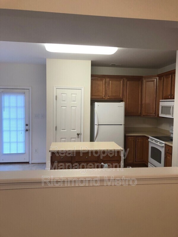 Building Photo - 409 Wilmer Ave