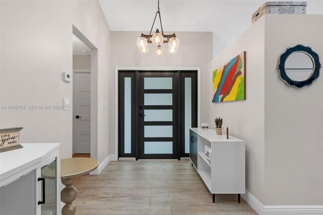 Building Photo - 4220 Grove Park Ln