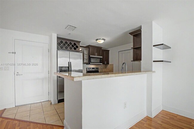 Building Photo - 1250 S Miami Ave