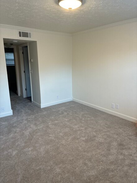 Building Photo - 6103 Julie Kays Way