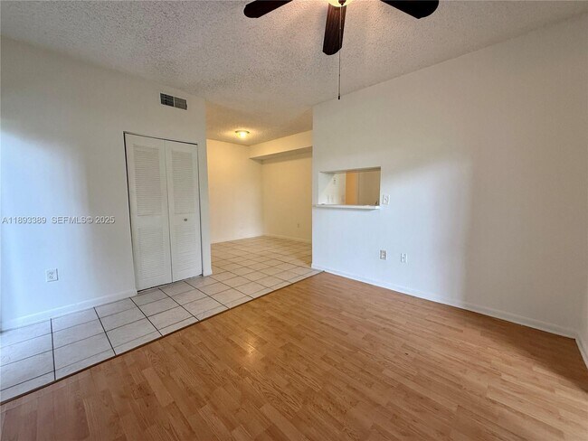 Building Photo - 2421 NW 96th Terrace