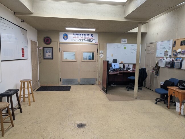 Building Photo - 1500 Wilson Ave