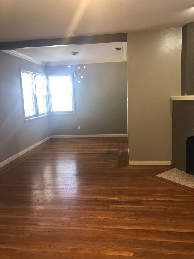 Building Photo - Cute Sacramento Home - Photos Coming Soon