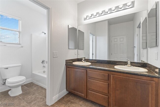 Building Photo - 8124 Lake Geneva Ct