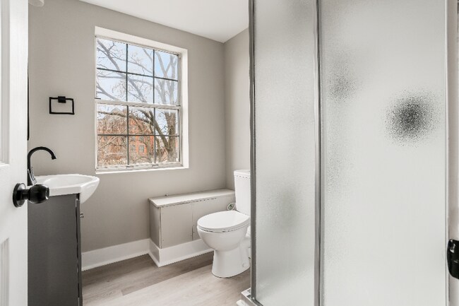 Building Photo - 163 Martin Ave