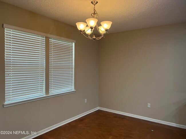 Building Photo - 5063 Johnson Creek Dr