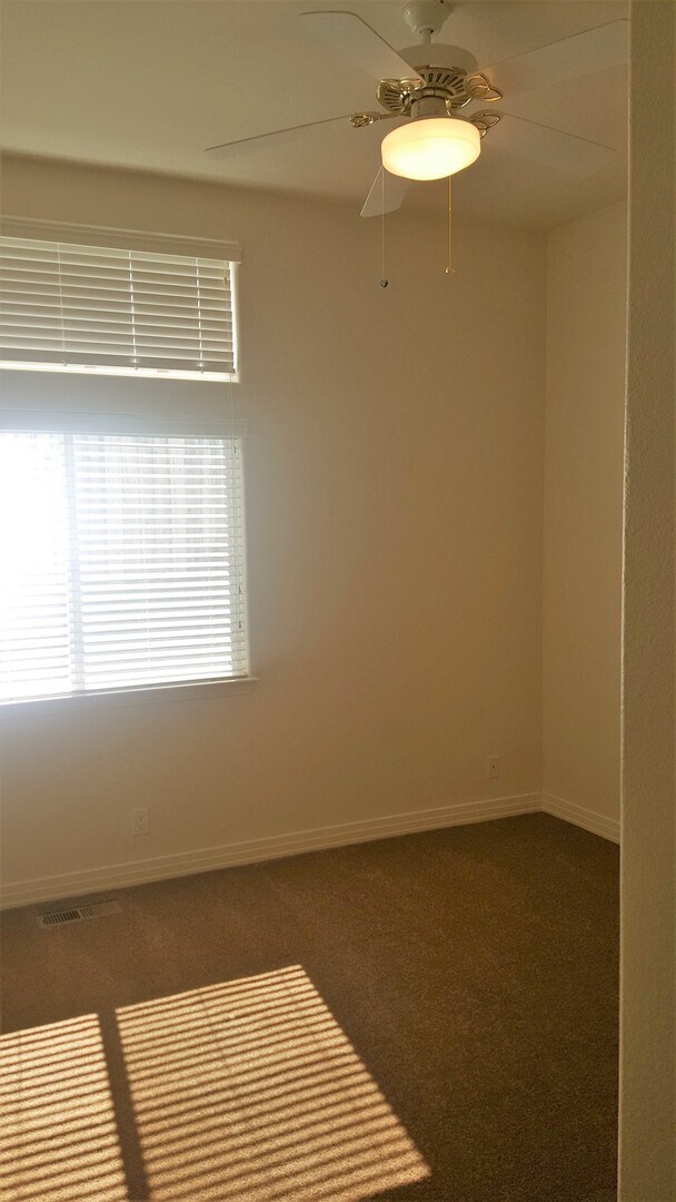 Building Photo - Amazing 4 Bedroom Home in Northwest Reno!