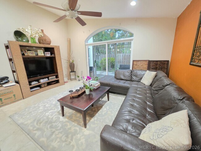 Building Photo - 7172 Catalina Way
