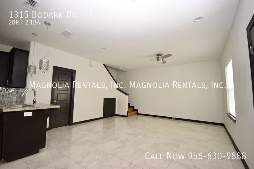 Building Photo - 1315 Bodark Dr