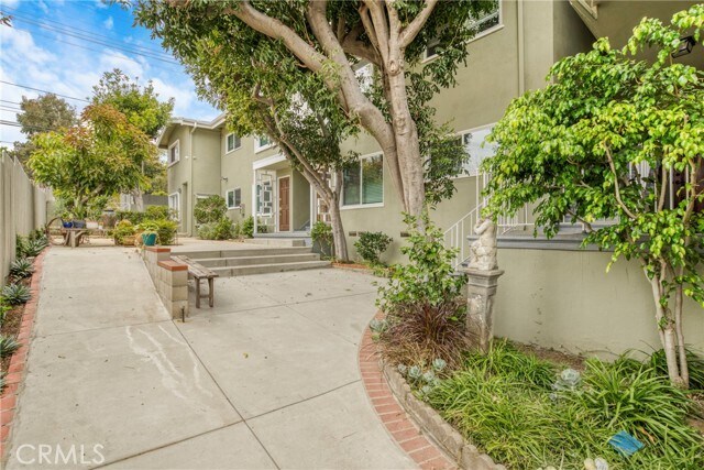 Building Photo - 16144 Sunset Blvd
