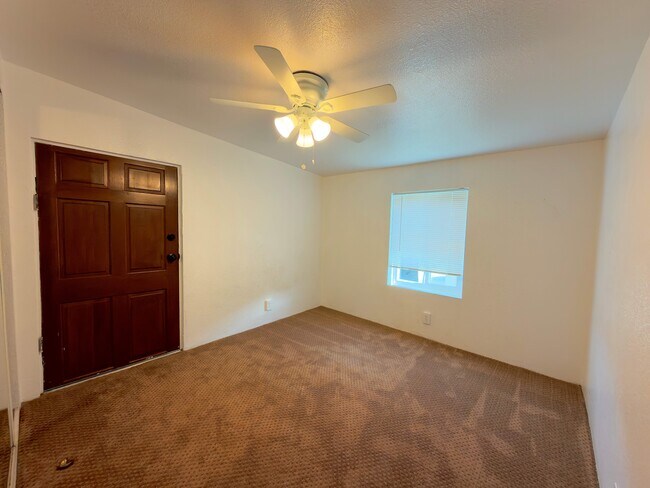 Building Photo - 2237 Prospect St