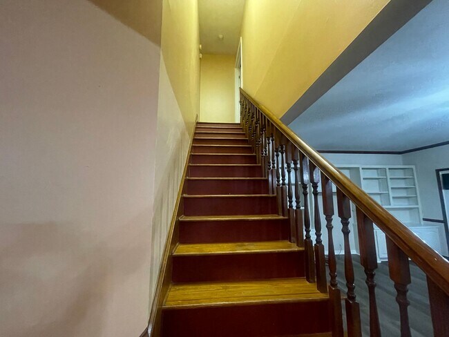 Building Photo - Cypress Lake Front Property in Benton!