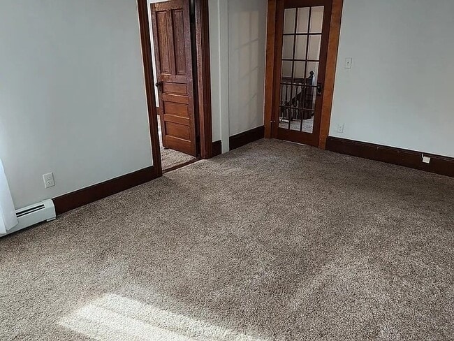 Building Photo - 38 Elmwood B