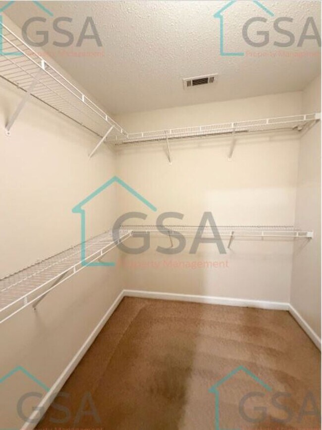 Building Photo - 225 Laurel Trace Cir