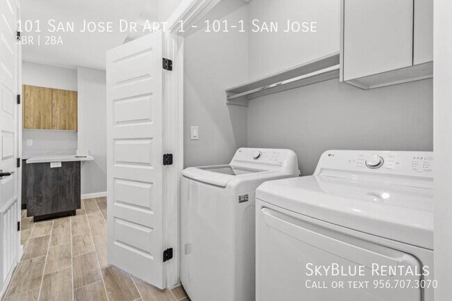 Building Photo - 101 San Jose Dr