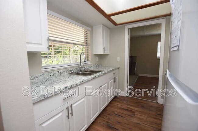 Building Photo - 1224 Waterview Blvd E