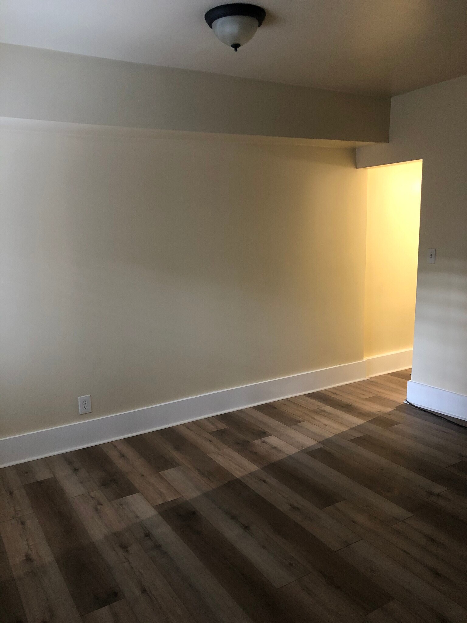 Building Photo - 257 Parke St