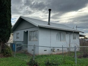 Building Photo - 2417 A St