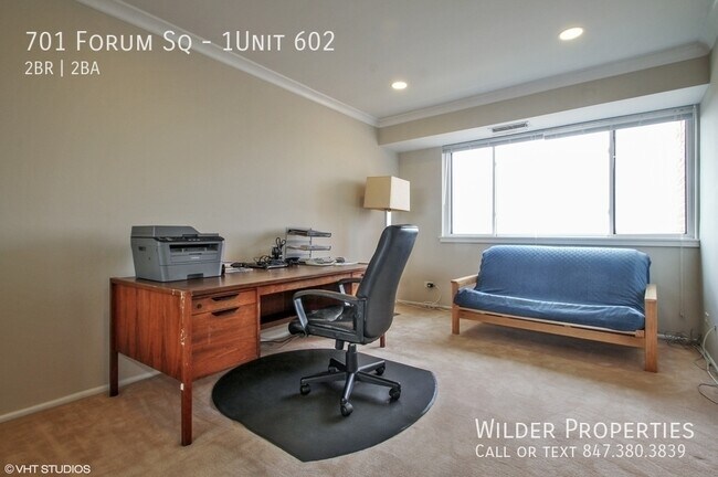 Building Photo - 701 Forum Sq