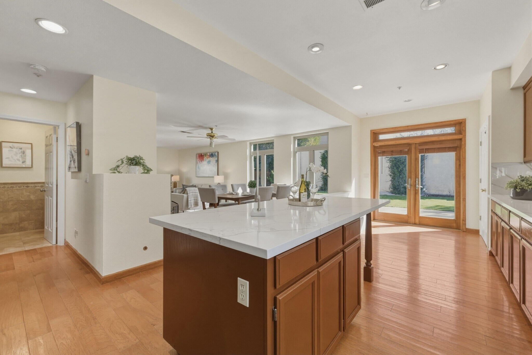 Building Photo - 1433 Jayhawk Ln