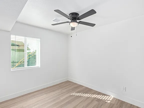 Building Photo - 498 N Arizona Ave