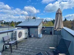 Building Photo - this gorgeous 4 Star Green Built two bedroom, two bath town home