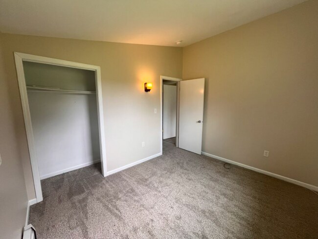 Building Photo - 157 N Bobber Ln