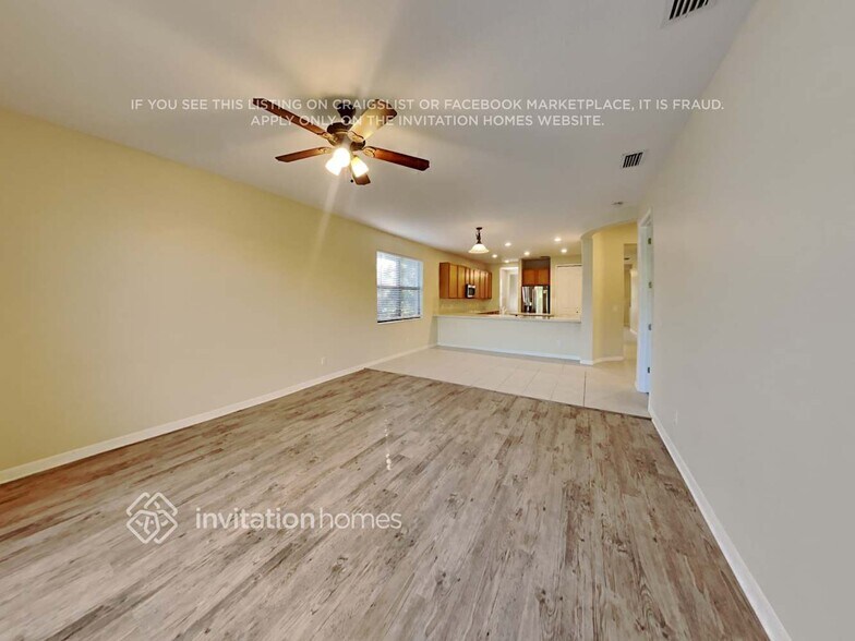 Building Photo - 20354 Chestnut Grove Dr