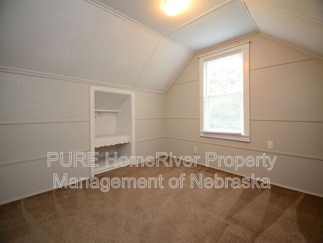 Building Photo - 2108 S 46th St