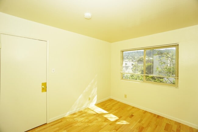 Floorplan - 2025 Francisco St.