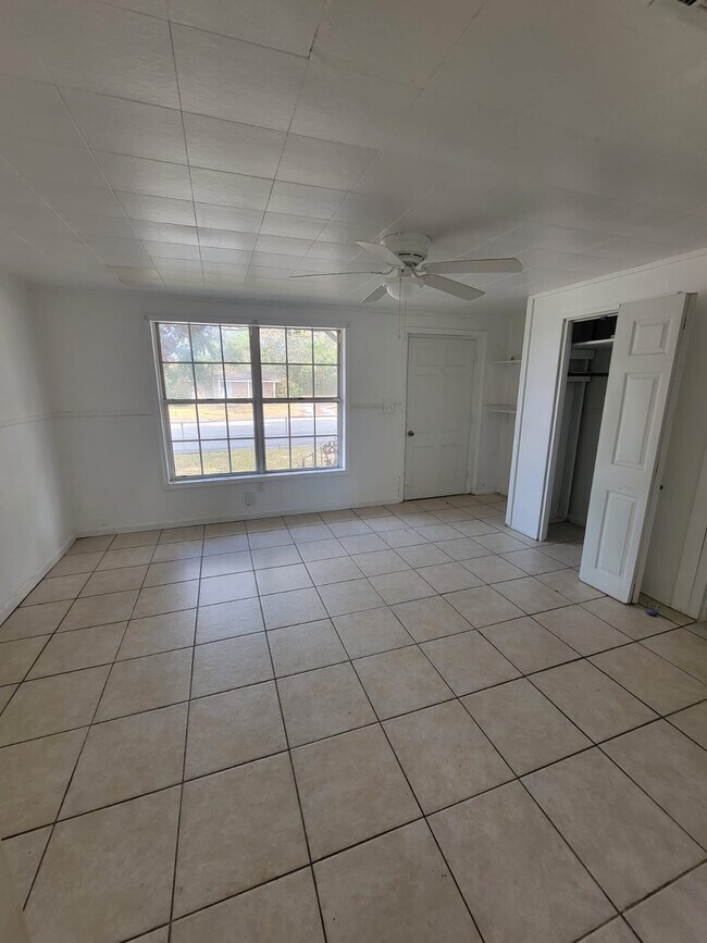 Building Photo - 2311 Chicot Rd