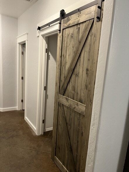 Building Photo - 720 S 600 W