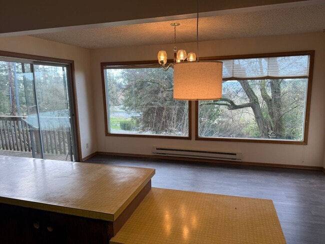 Building Photo - Hunter - Anderson Road