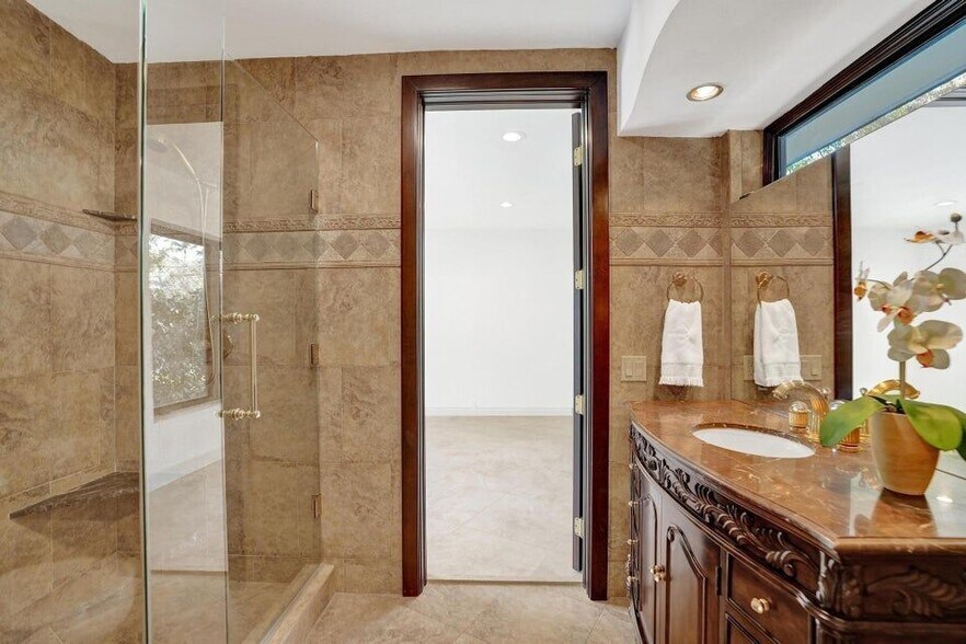 Building Photo - 2425 Fryer Point