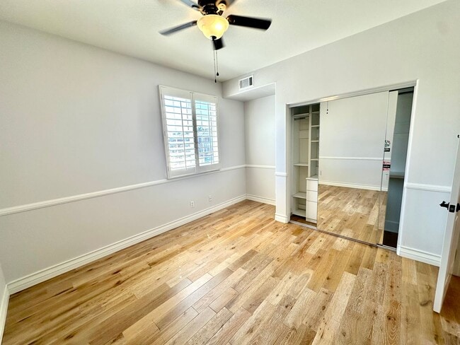Building Photo - 4 bedroom beautiful Irvine home in gated N...