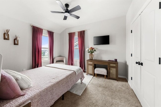 Building Photo - 217 McCrae Dr