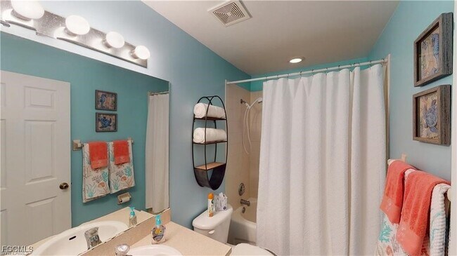 Building Photo - 15433 Bellamar Cir