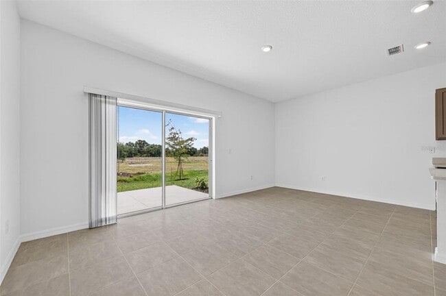 Building Photo - 10761 Eclipse St