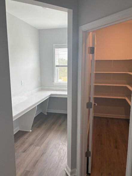 Building Photo - 152 Highpointe Dr