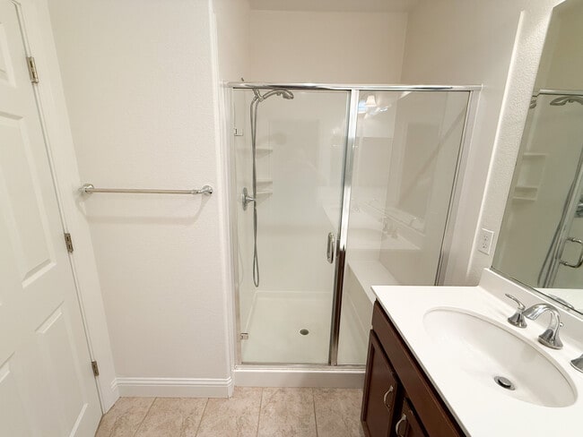 Building Photo - 1506 McCandless Dr