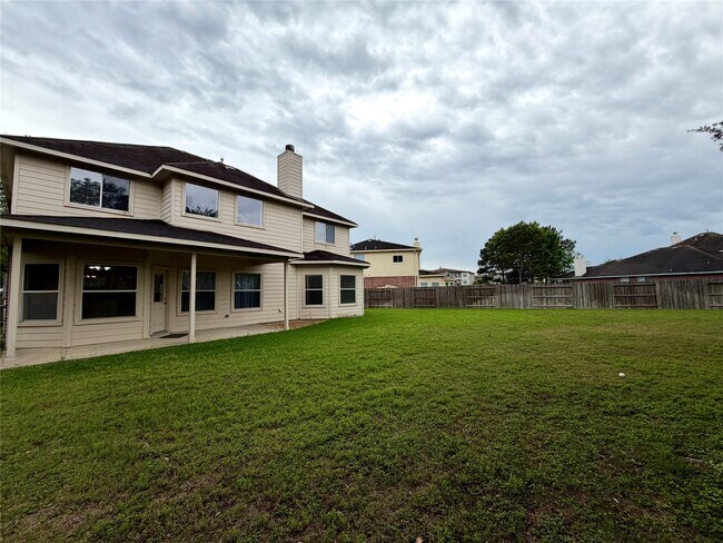 Building Photo - 25122 Southbriar Ln