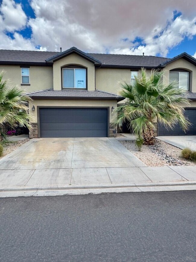 Primary Photo - Blackhawk Townhome in Santa Clara