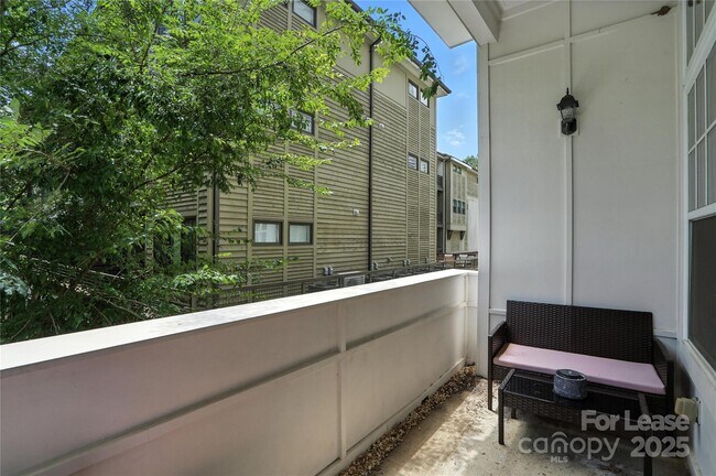 Building Photo - 301 E Tremont Ave